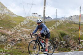 Photo #2423066 | 27-07-2022 13:43 | Passo Dello Stelvio - Peak BICYCLES