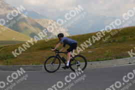 Photo #2380370 | 24-07-2022 10:26 | Passo Dello Stelvio - Peak BICYCLES