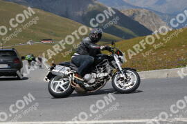 Photo #2402634 | 24-07-2022 13:40 | Passo Dello Stelvio - Peak