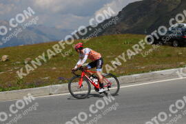Photo #2393018 | 24-07-2022 13:34 | Passo Dello Stelvio - Peak BICYCLES