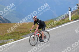 Photo #2423192 | 27-07-2022 14:13 | Passo Dello Stelvio - Peak BICYCLES