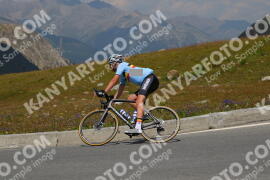 Photo #2393210 | 24-07-2022 13:37 | Passo Dello Stelvio - Peak BICYCLES