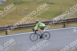Foto #2459622 | 31-07-2022 11:17 | Passo Dello Stelvio - die Spitze BICYCLES
