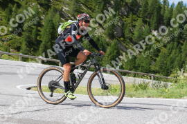 Photo #2615975 | 13-08-2022 11:14 | Pordoi Pass BICYCLES