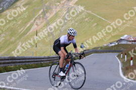 Photo #2487241 | 02-08-2022 13:05 | Passo Dello Stelvio - Peak BICYCLES