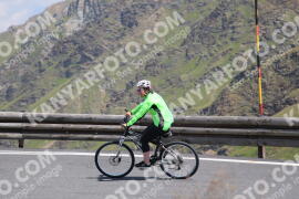 Foto #2412555 | 25-07-2022 12:35 | Passo Dello Stelvio - die Spitze BICYCLES
