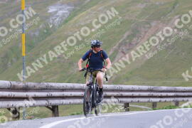 Photo #2411324 | 26-07-2022 12:41 | Passo Dello Stelvio - Peak BICYCLES