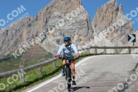Foto #2556417 | 09-08-2022 11:52 | Pordoi Pass BICYCLES