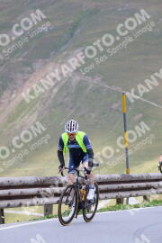 Photo #2410691 | 26-07-2022 11:32 | Passo Dello Stelvio - Peak BICYCLES