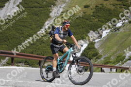 Photo #3176252 | 20-06-2023 10:25 | Passo Dello Stelvio - Waterfall curve BICYCLES