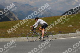 Foto #2394102 | 24-07-2022 14:11 | Passo Dello Stelvio - die Spitze BICYCLES