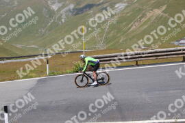 Foto #2411744 | 25-07-2022 12:17 | Passo Dello Stelvio - die Spitze BICYCLES