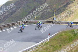 Photo #2432941 | 29-07-2022 12:58 | Passo Dello Stelvio - Peak BICYCLES