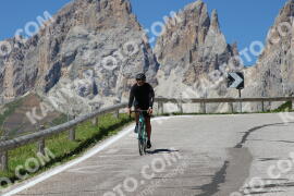 Foto #2557333 | 09-08-2022 12:31 | Pordoi Pass BICYCLES