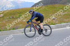 Photo #2411149 | 26-07-2022 12:20 | Passo Dello Stelvio - Peak BICYCLES