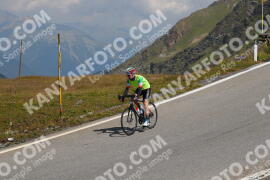 Photo #2409964 | 25-07-2022 11:54 | Passo Dello Stelvio - Peak BICYCLES