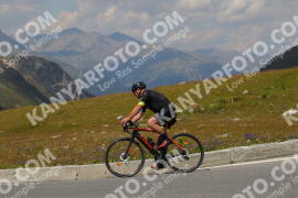 Photo #2394600 | 24-07-2022 14:43 | Passo Dello Stelvio - Peak BICYCLES