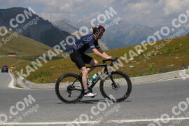 Photo #2392088 | 24-07-2022 13:17 | Passo Dello Stelvio - Peak BICYCLES