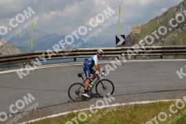 Photo #2413227 | 25-07-2022 13:06 | Passo Dello Stelvio - Peak BICYCLES