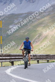 Photo #2411272 | 26-07-2022 12:35 | Passo Dello Stelvio - Peak BICYCLES