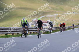 Photo #2410690 | 26-07-2022 11:32 | Passo Dello Stelvio - Peak BICYCLES