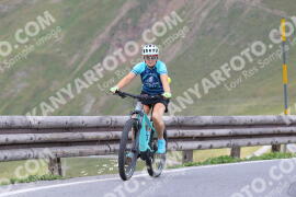 Foto #2410762 | 26-07-2022 11:38 | Passo Dello Stelvio - die Spitze BICYCLES