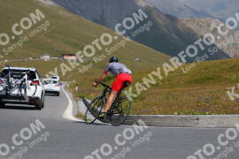 Photo #2383657 | 24-07-2022 11:10 | Passo Dello Stelvio - Peak BICYCLES