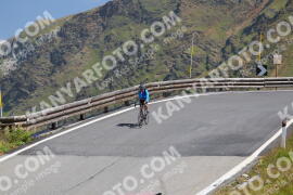 Photo #2409291 | 25-07-2022 11:45 | Passo Dello Stelvio - Peak BICYCLES