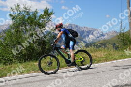 Foto #2557165 | 09-08-2022 12:26 | Pordoi Pass BICYCLES