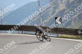 Foto #2423401 | 27-07-2022 10:19 | Passo Dello Stelvio - die Spitze BICYCLES