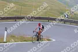Foto #2458591 | 31-07-2022 10:36 | Passo Dello Stelvio - die Spitze BICYCLES