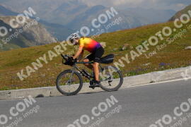 Photo #2384737 | 24-07-2022 11:22 | Passo Dello Stelvio - Peak BICYCLES