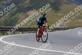 Photo #2392899 | 24-07-2022 13:33 | Passo Dello Stelvio - Peak BICYCLES