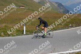 Foto #2411153 | 25-07-2022 12:05 | Passo Dello Stelvio - die Spitze BICYCLES