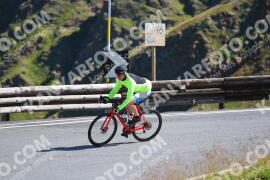 Photo #2429064 | 29-07-2022 10:28 | Passo Dello Stelvio - Peak BICYCLES