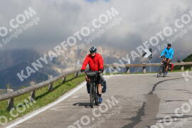 Photo #2572981 | 10-08-2022 09:30 | Pordoi Pass BICYCLES