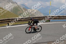 Photo #2412849 | 25-07-2022 12:45 | Passo Dello Stelvio - Peak BICYCLES