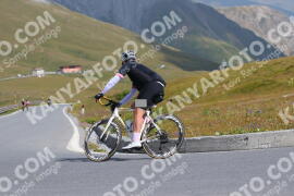Photo #2381407 | 24-07-2022 10:41 | Passo Dello Stelvio - Peak BICYCLES