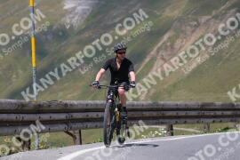 Photo #2391495 | 24-07-2022 13:07 | Passo Dello Stelvio - Peak BICYCLES