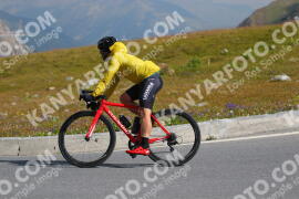 Photo #2381276 | 24-07-2022 10:39 | Passo Dello Stelvio - Peak BICYCLES