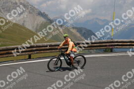 Foto #2411807 | 25-07-2022 12:18 | Passo Dello Stelvio - die Spitze BICYCLES