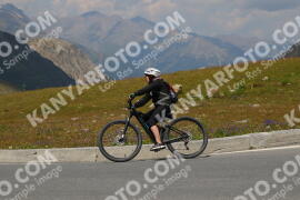 Foto #2394013 | 24-07-2022 14:06 | Passo Dello Stelvio - die Spitze BICYCLES