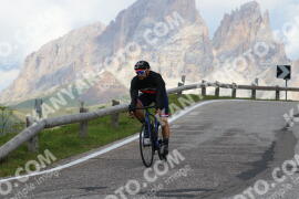 Photo #2522417 | 06-08-2022 11:35 | Pordoi Pass BICYCLES
