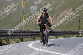 Photo #2391017 | 24-07-2022 12:58 | Passo Dello Stelvio - Peak BICYCLES