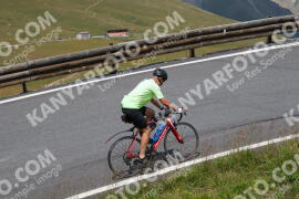 Photo #2413191 | 25-07-2022 13:05 | Passo Dello Stelvio - Peak BICYCLES