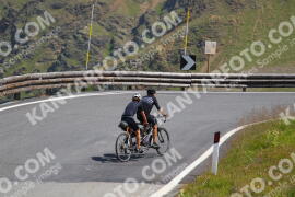 Photo #2409257 | 25-07-2022 11:44 | Passo Dello Stelvio - Peak BICYCLES