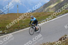 Photo #2423302 | 27-07-2022 14:36 | Passo Dello Stelvio - Peak BICYCLES