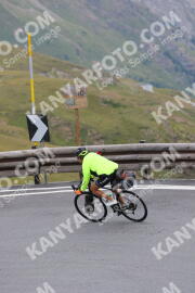 Foto #2459994 | 31-07-2022 11:28 | Passo Dello Stelvio - die Spitze BICYCLES