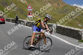 Photo #4024458 | 22-08-2023 14:00 | Passo Dello Stelvio - Prato side BICYCLES