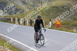 Photo #2434924 | 29-07-2022 13:50 | Passo Dello Stelvio - Peak BICYCLES